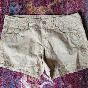 Maurices Tan Casual Shorts Womens Juniors Sz 1/2